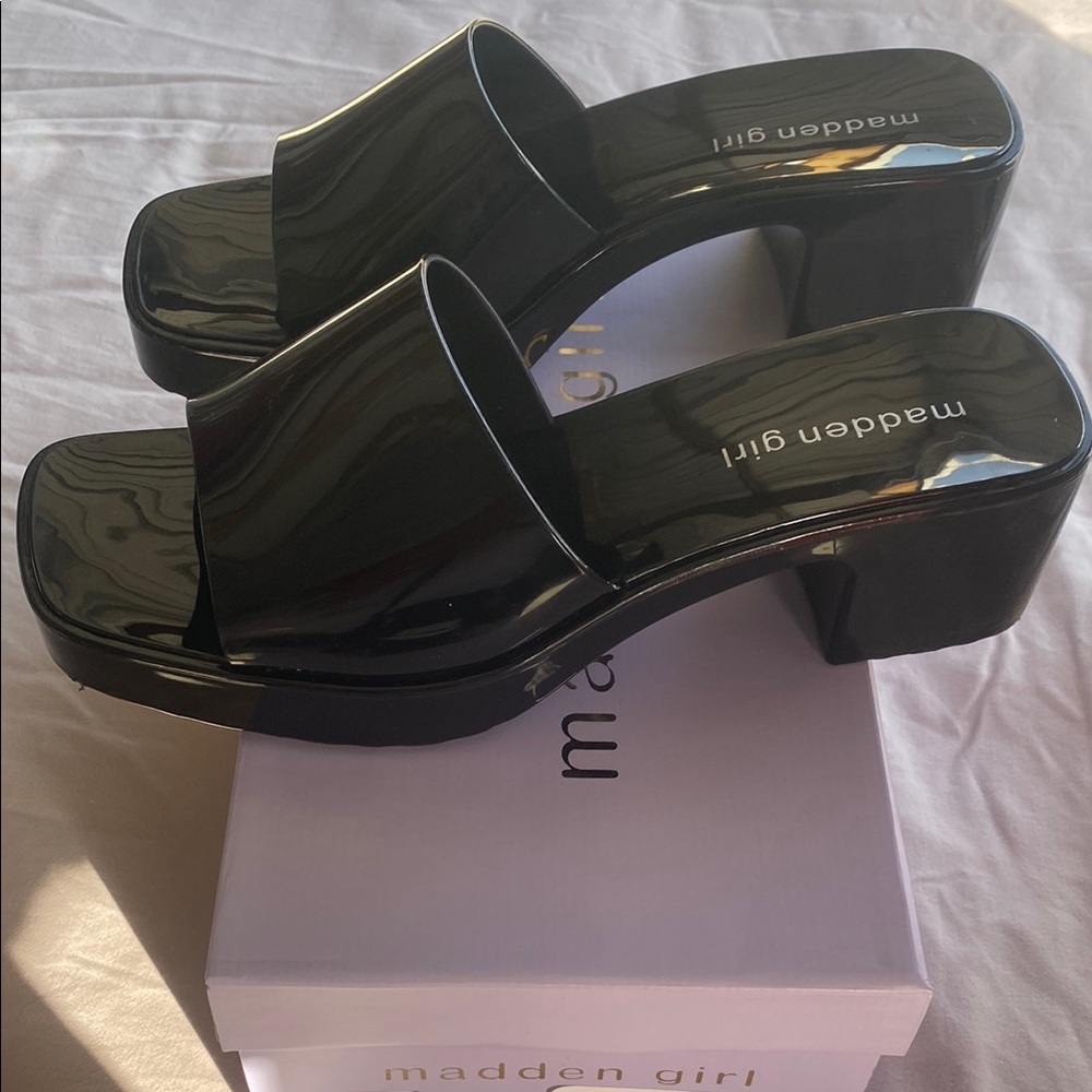 Madden Girl Black Platform Sandals
